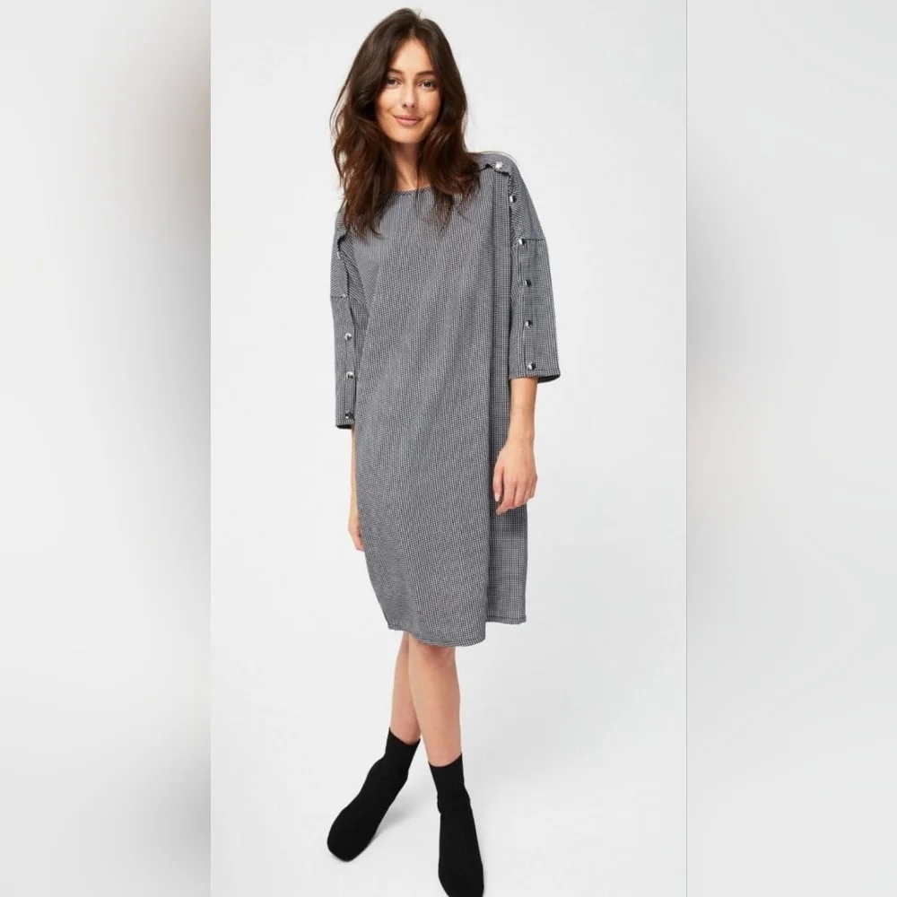 Zara Mini Dress with Pockets and Button Accents